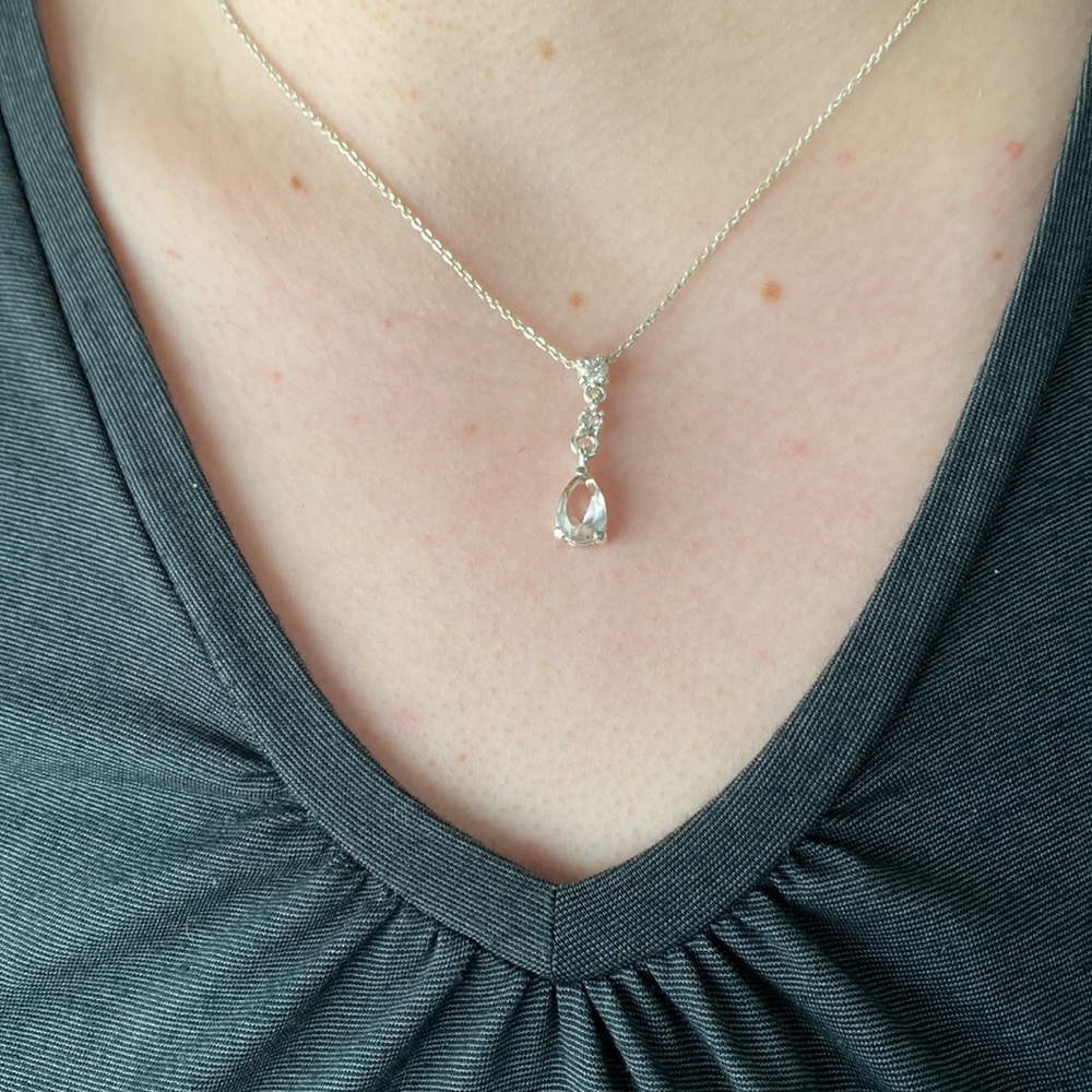Teardrop necklace